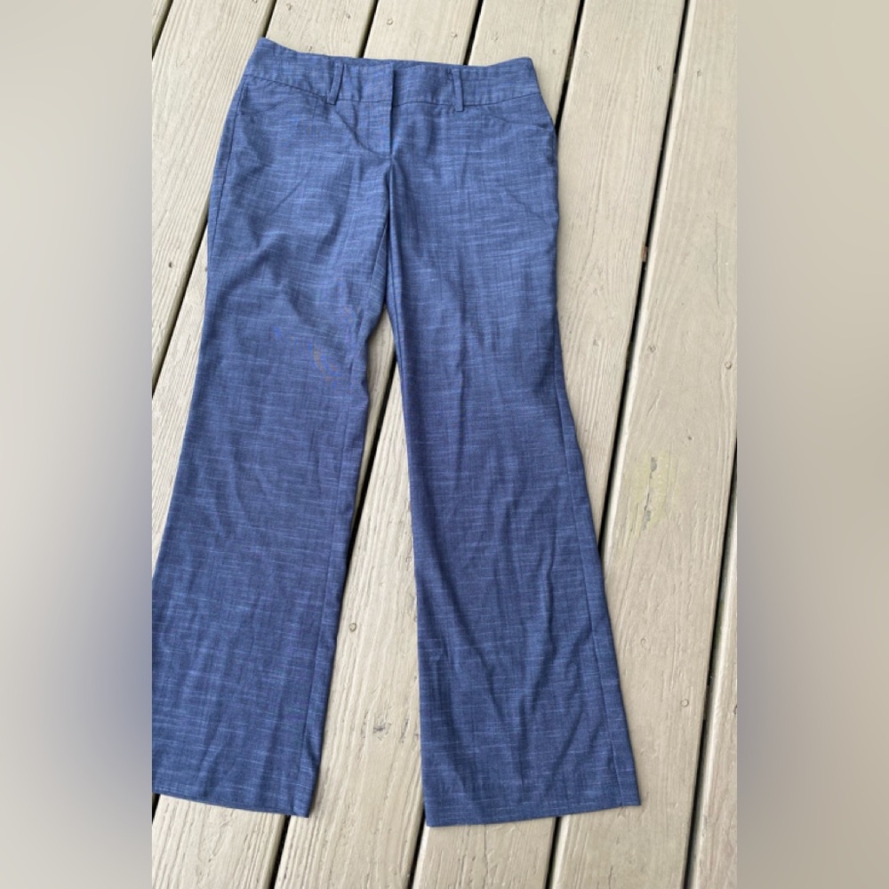 New York & Co. 7th Ave. Collection - Woman’s blue texture fabric pants, Size: 4P